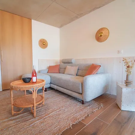 Ananda - Chandra - Un Havre De Paix Entre Et Etangs Apartment